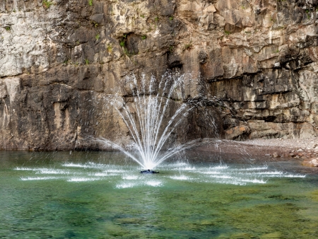 Fountains, Surface Aerators, Deicers, Circulators