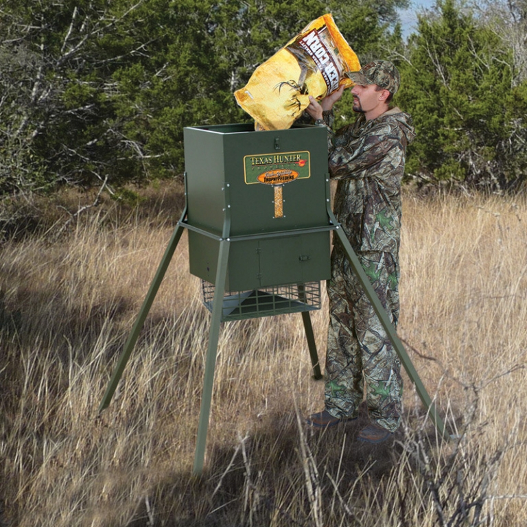 Texas Hunter Stand & Fill 300 lb. Trophy Deer Feeder with 4foot Legs